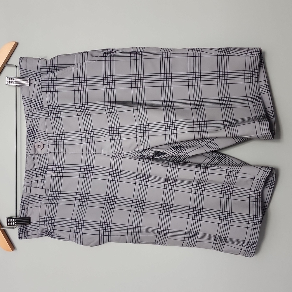 Ripzone plaid shorts size 32